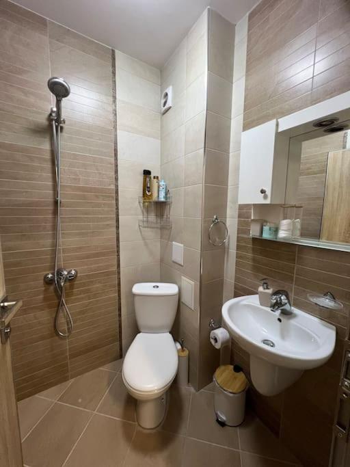 Cozy Apartment - Free Parking Plovdiv Buitenkant foto